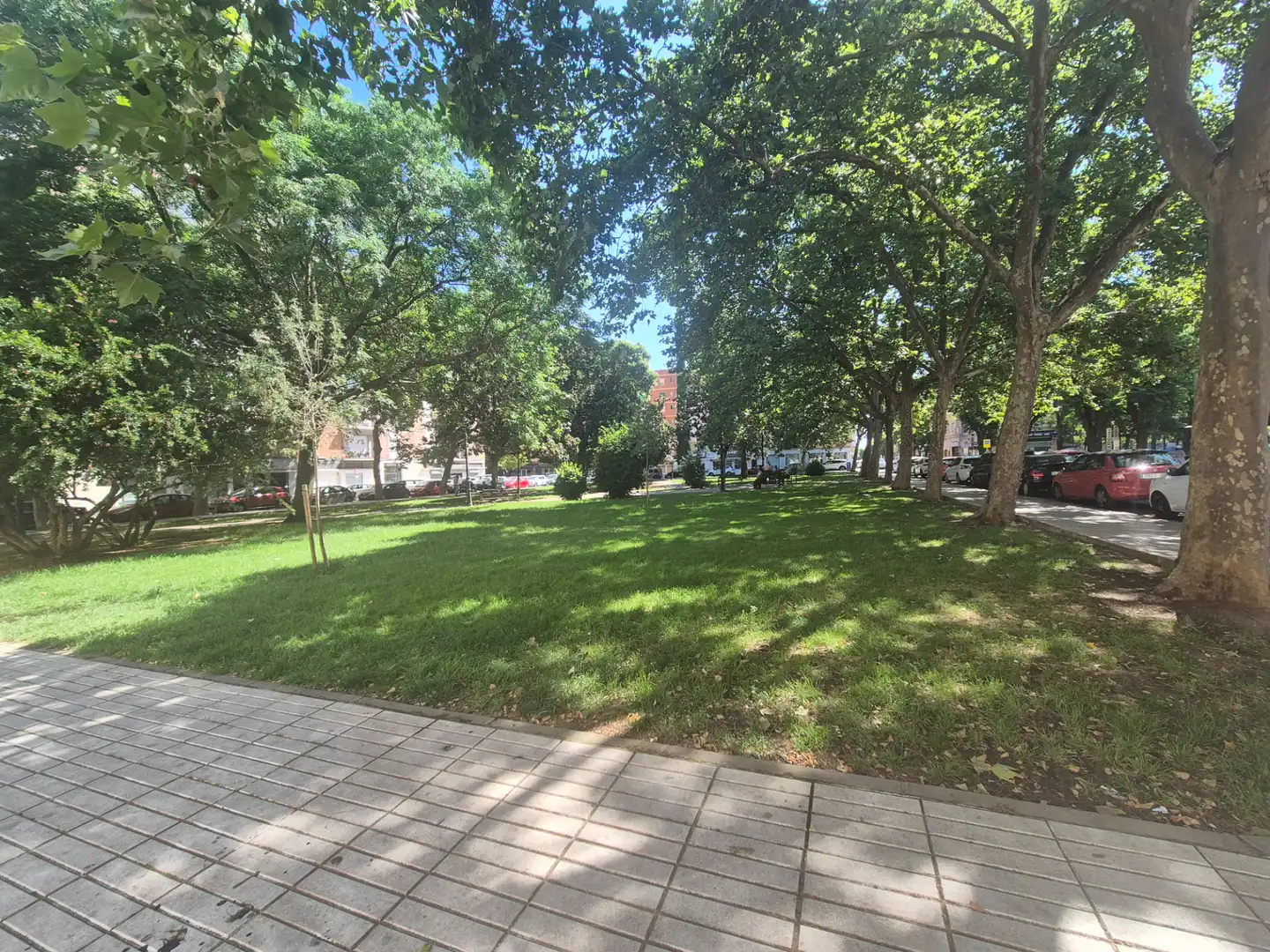 Vista exterior de Piso en venta en Badajoz con Aire acondicionado, Jardín privado y Horno