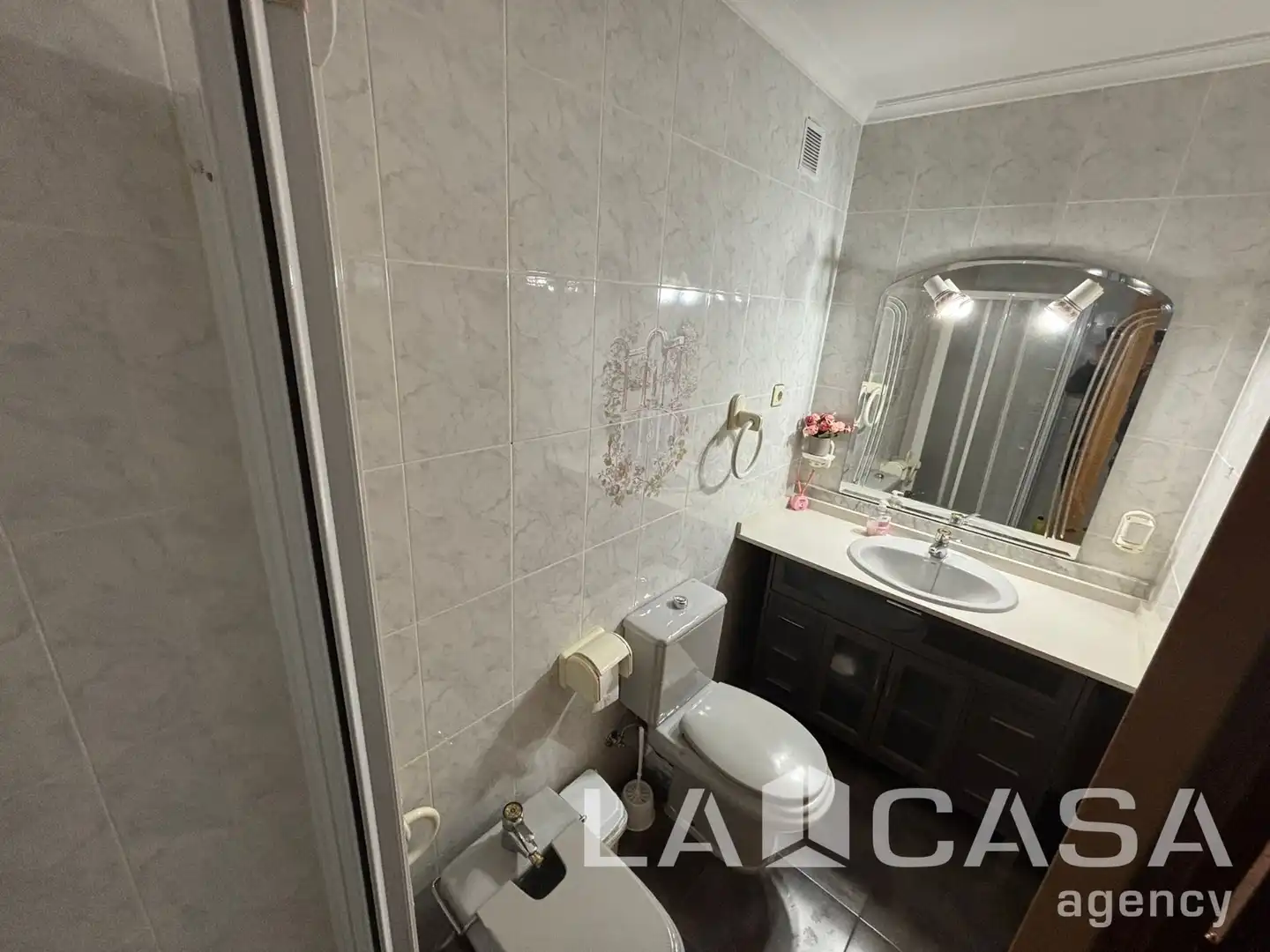 Baño de Piso de alquiler en Montequinto