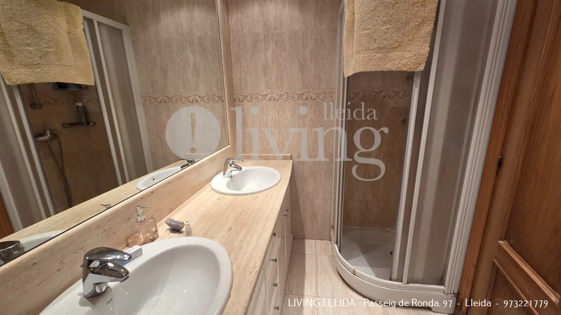 Bathroom of Flat for rent in Lleida  with Air Conditioner, Heating and Parquet flooring
