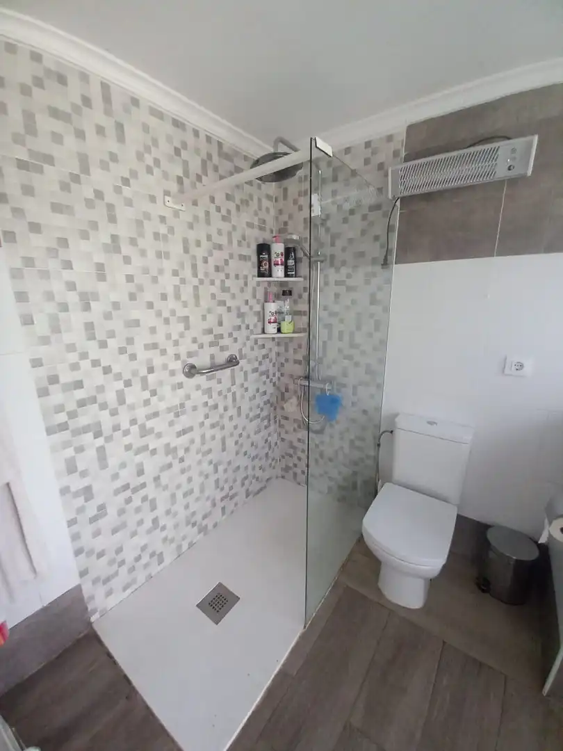 Bathroom of Houses for sale in Córdoba  with Air Conditioner, Heating and Private garden