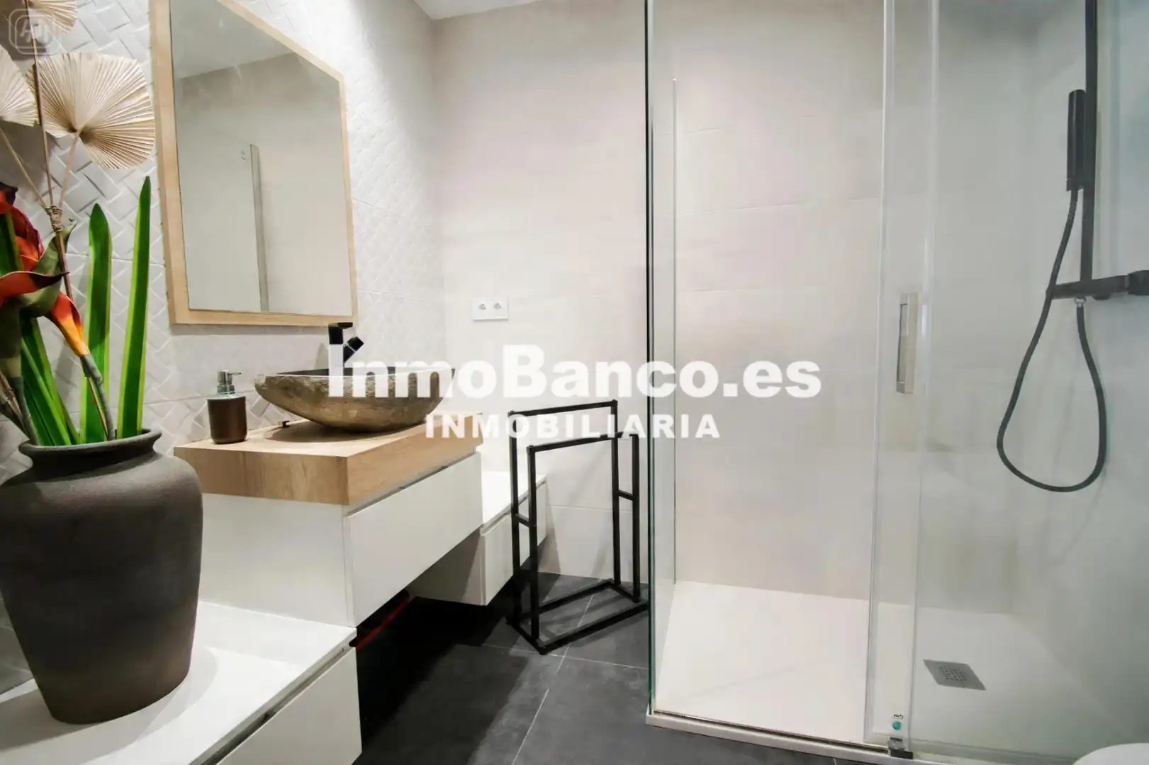 Bathroom of Houses for sale in Torrent  with Air Conditioner, Heating and Private garden