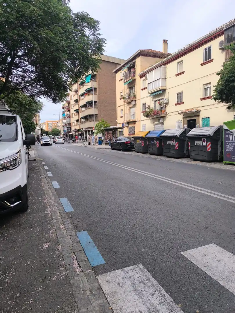 Vista exterior de Piso de alquiler en Granada con Aire acondicionado, Calefacción y Amueblado
