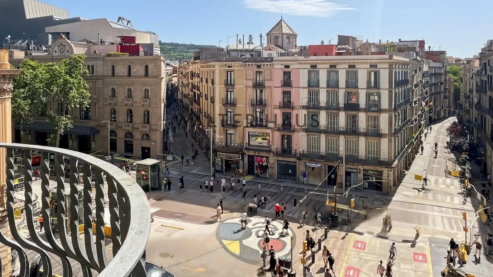 Vista exterior de Piso de alquiler en Barcelona con Aire acondicionado, Calefacción y Terraza