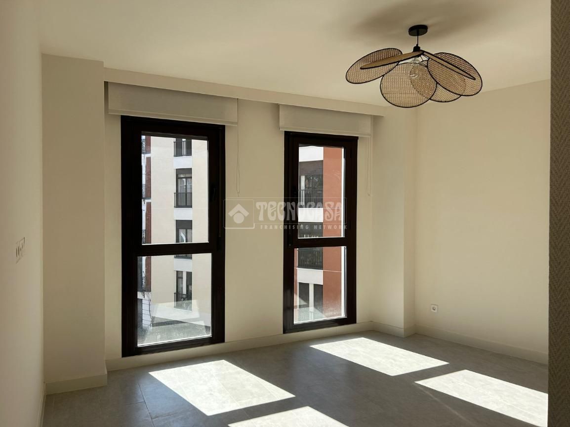 Bedroom of Flat for rent in  Madrid Capital  with Air Conditioner