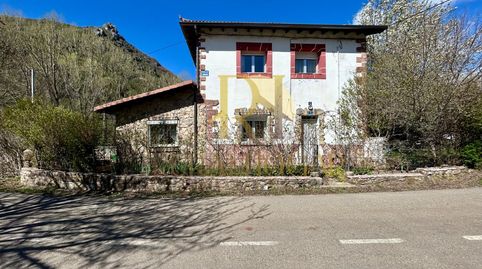 Foto 2 de Casa o chalet en venta en Le-315, 1, Cármenes, León