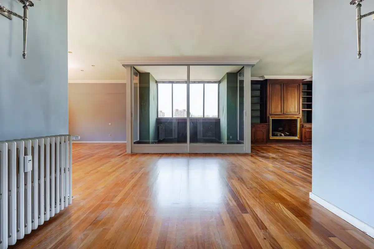 Sala de estar de Piso en venta en Madrid con Calefacción, Jardín privado y Piscina