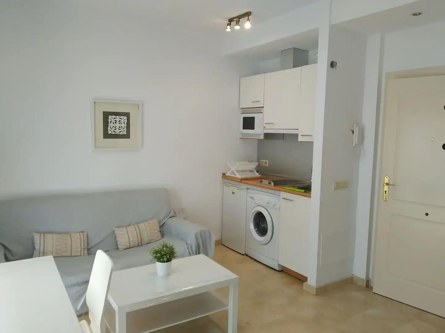 Küche von Wohnung zur Miete in Málaga mit Klimaanlage und Möbliert