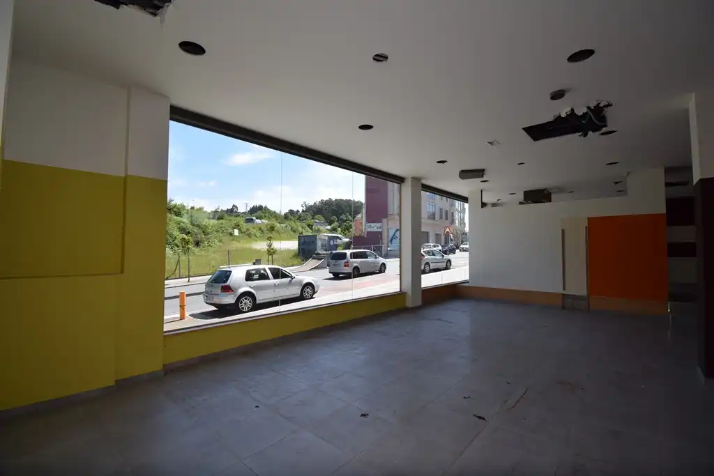 Business premises to rent in Rúa Raxel 16, imagen 7