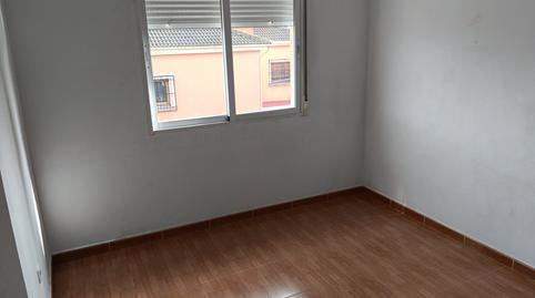 Foto 3 de Casa adosada de alquiler en Calle Chipre, 141, Belicena, Vegas del Genil