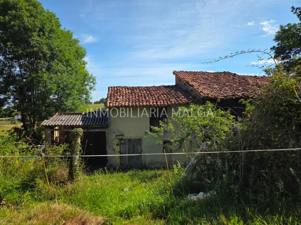 Houses for sale in Colunga  with Private garden, Parquet flooring and Storage room