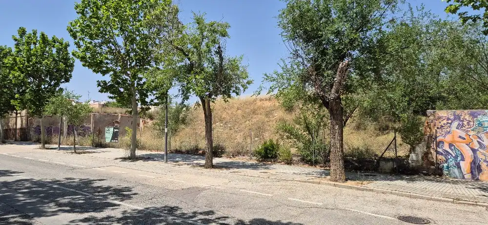 Außenansicht von Residential zum Verkauf in Almansa