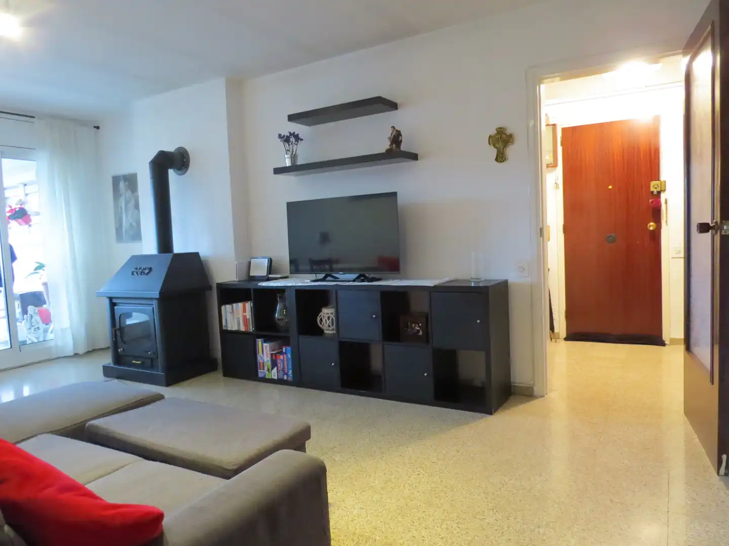 Wohnzimmer von Erdgeschoss zum Verkauf in Sant Andreu de Llavaneres mit Heizung, Terrasse und Ofen