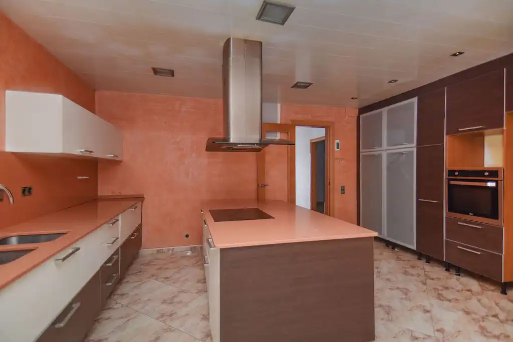 Kitchen of Houses for sale in Pineda de Mar  with Storage room and Swimming Pool