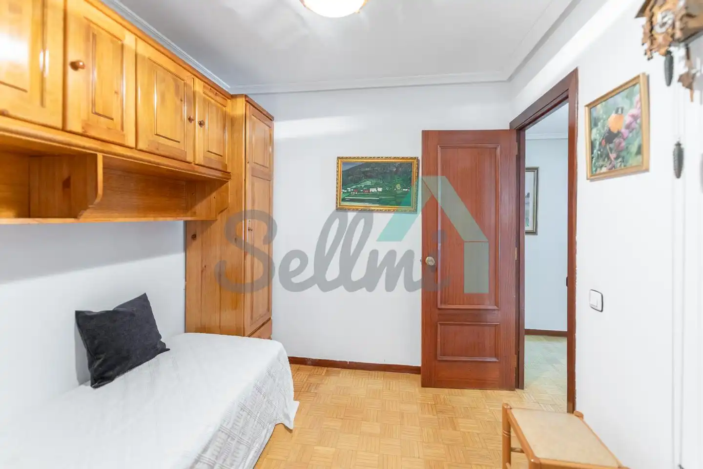 Bedroom of Flat for sale in Oviedo   with Heating and Parquet flooring