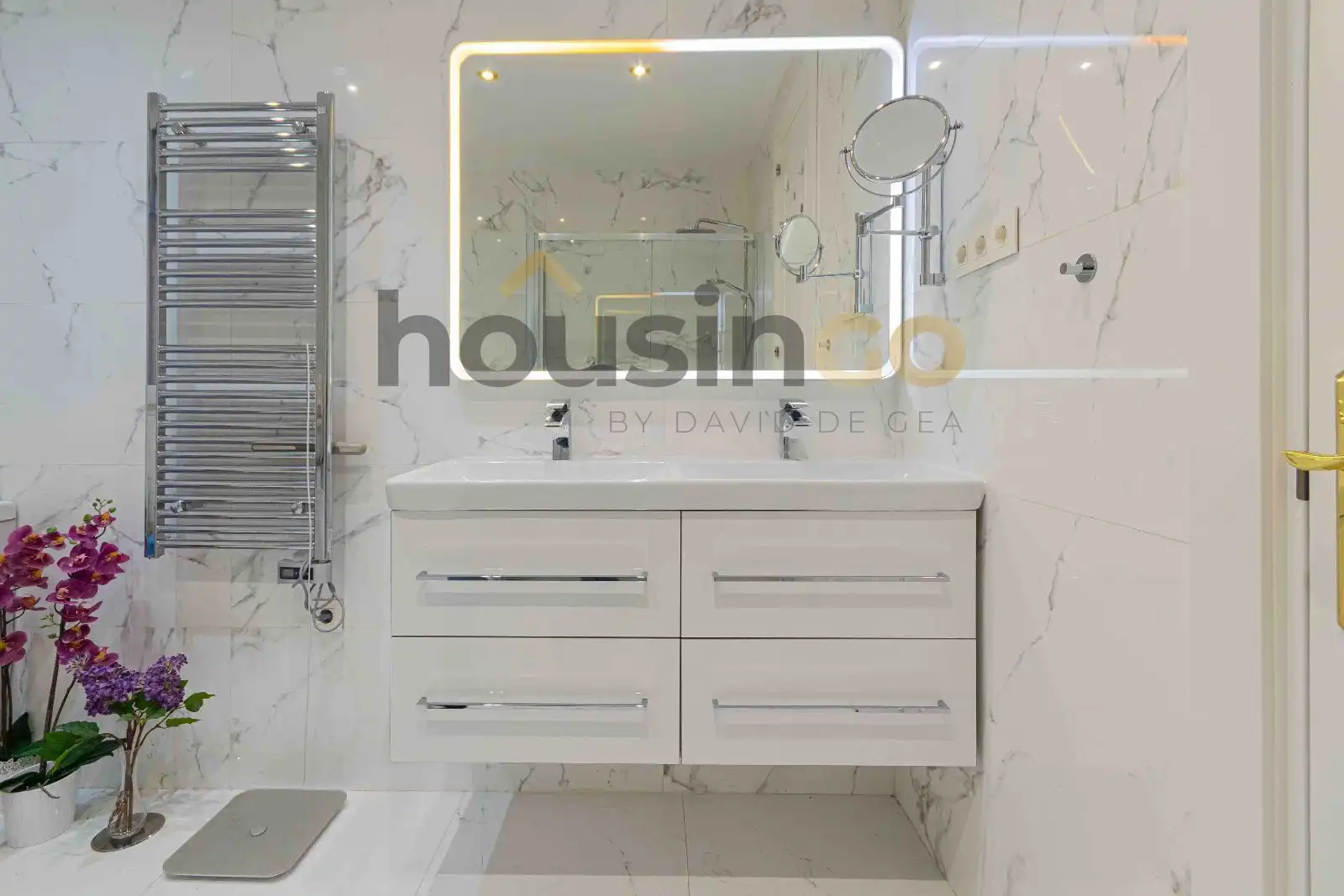 Bathroom of Flat for rent in Madrid  with Air Conditioner, Heating and Furnished