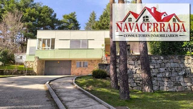 Casa-chalet en Venta en Navacerrada