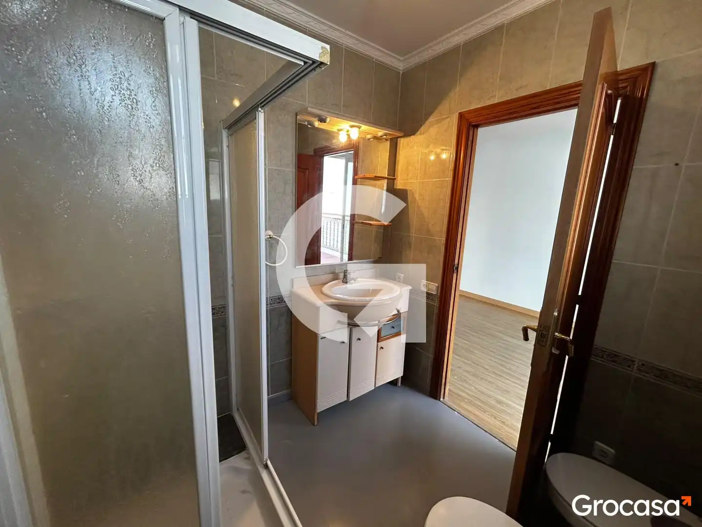 Bathroom of Flat for sale in Mataró  with Air Conditioner, Terrace and Storage room
