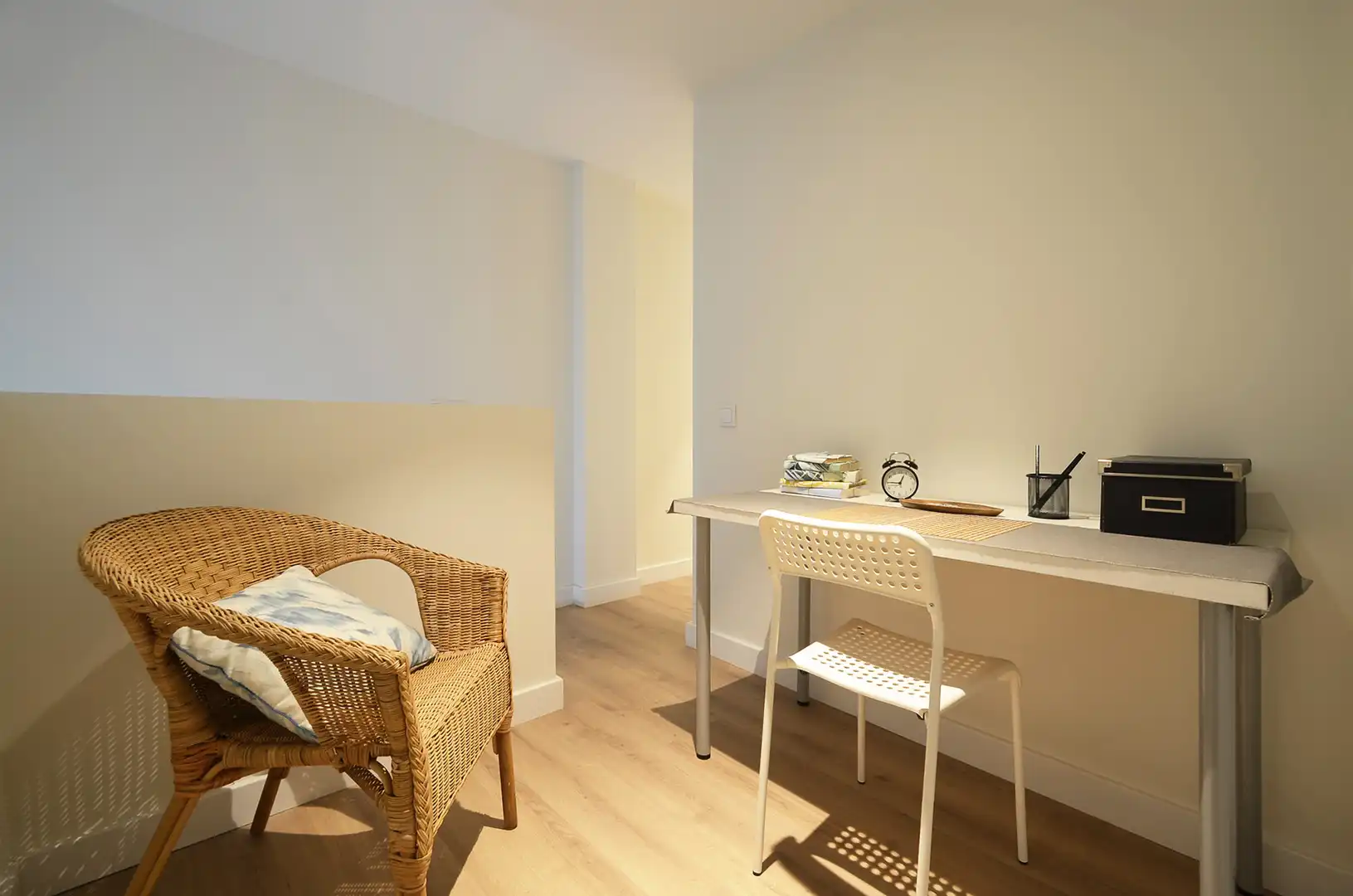 Dormitori de Apartament en venda en Barcelona amb Aire condicionat, Calefacció i Jardí privat