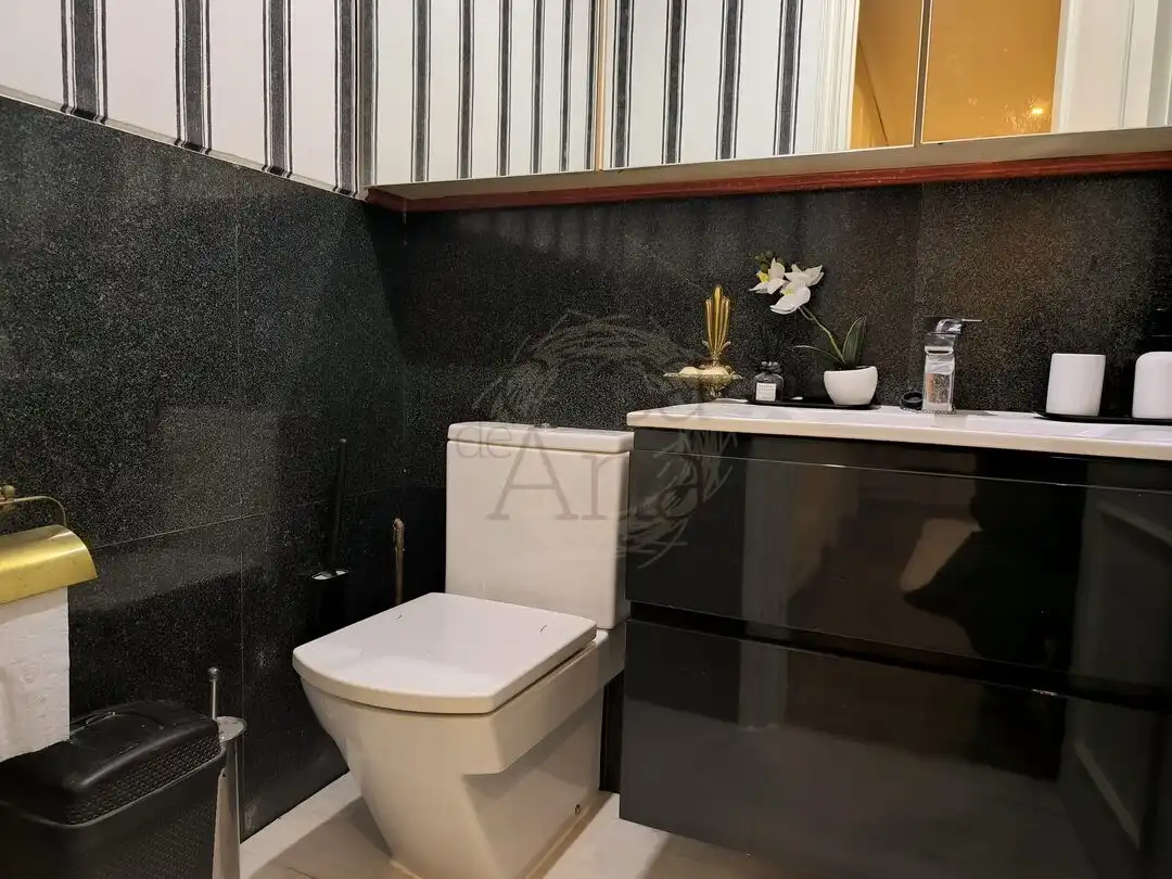 Baño de Piso de alquiler en Bilbao  con Calefacción
