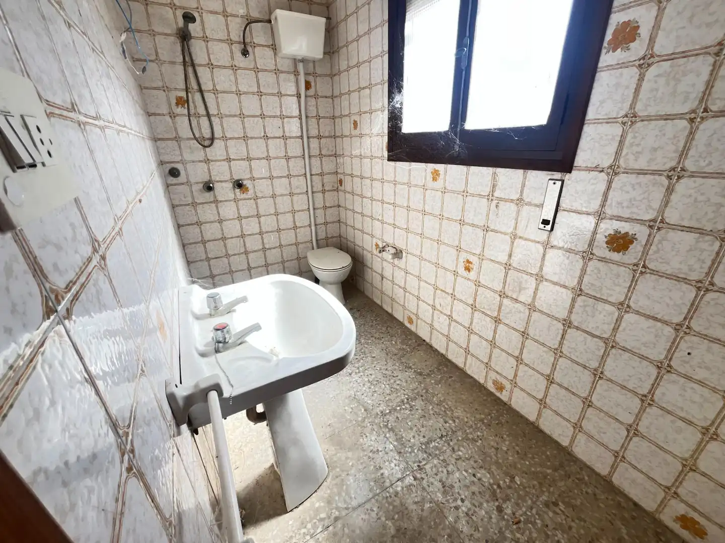 Baño de Finca rústica en venta en Novelda con Aire acondicionado, Calefacción y Jardín privado