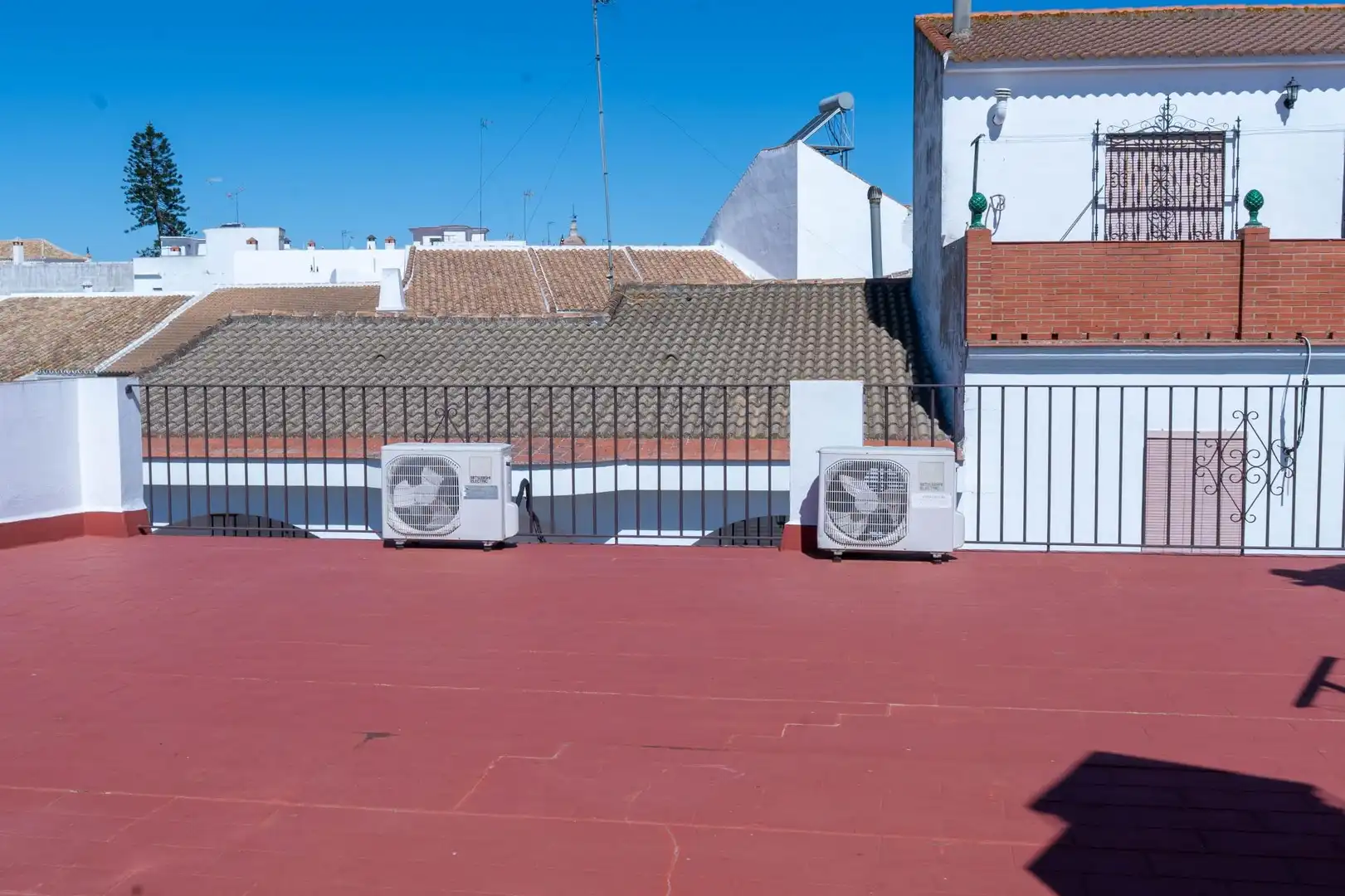 Exterior view of Houses for sale in Carrión de los Céspedes  with Air Conditioner and Heating