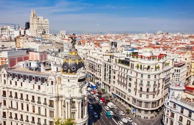 Vista exterior de Pis en venda en  Madrid Capital amb Aire condicionat, Calefacció i Moblat