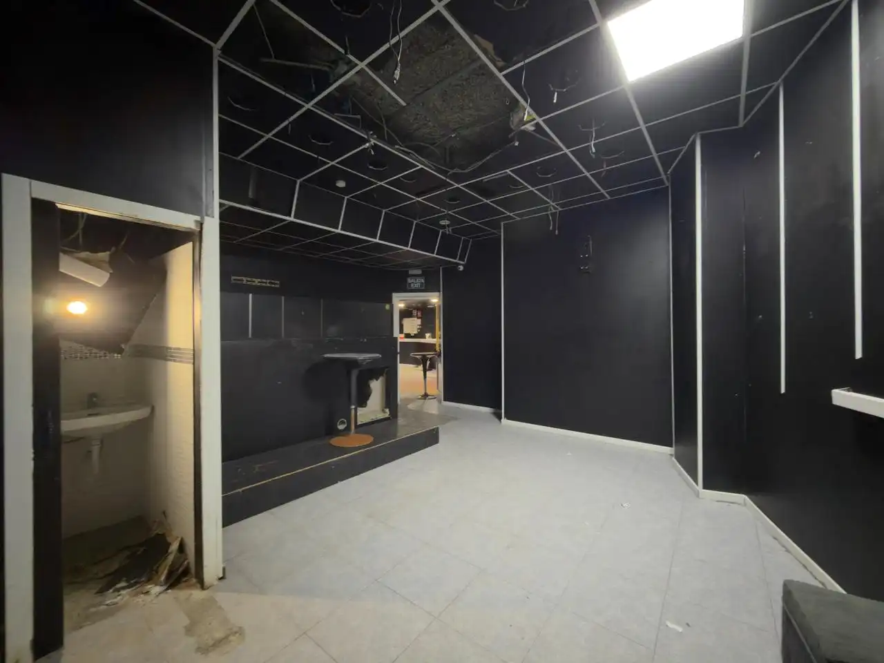 Local comercial en venda a La salle, imagen 5