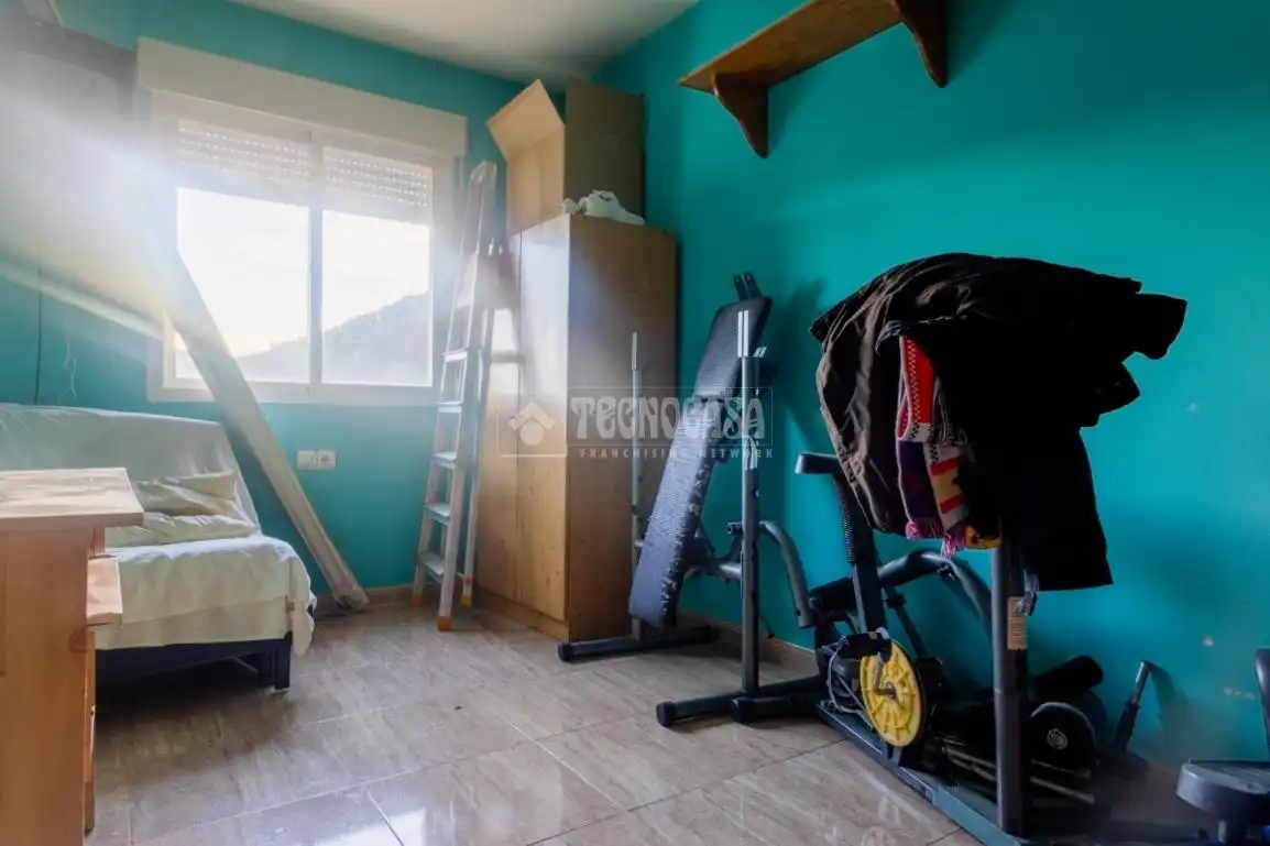 Dormitori de Casa adosada en venda en Cenes de la Vega amb Terrassa