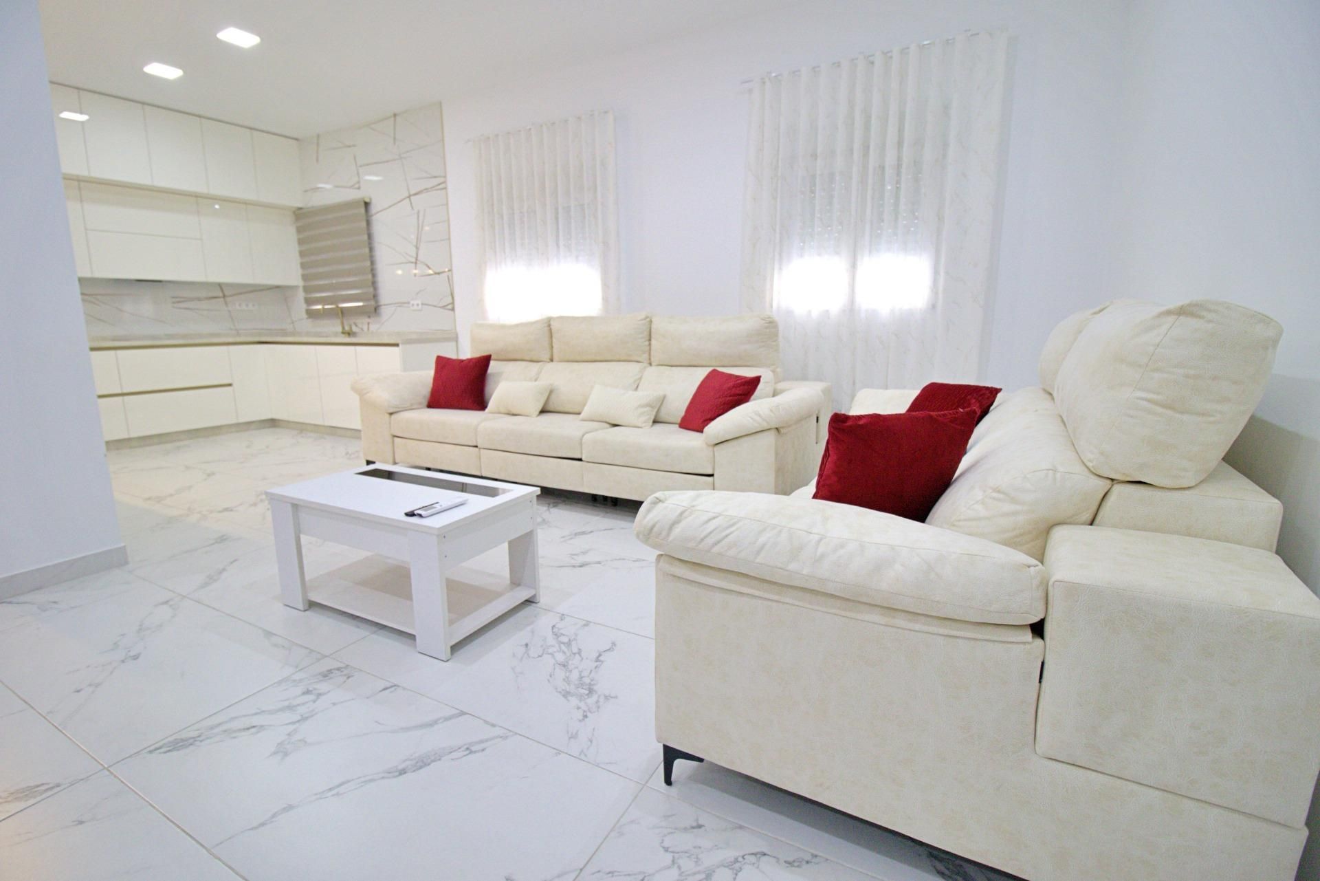 Sala d'estar de Planta baixa en venda en Elche / Elx