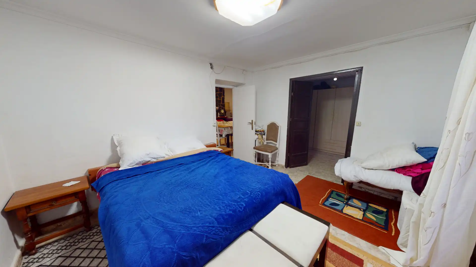 Schlafzimmer von Einfamilien-Reihenhaus zum Verkauf in Onil mit Klimaanlage und Balkon