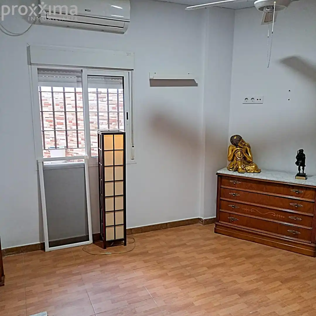 Bedroom of Houses for sale in Alcalá de Guadaira