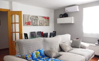 Living room of Country house for sale in Vélez-Málaga  with Air Conditioner and Terrace
