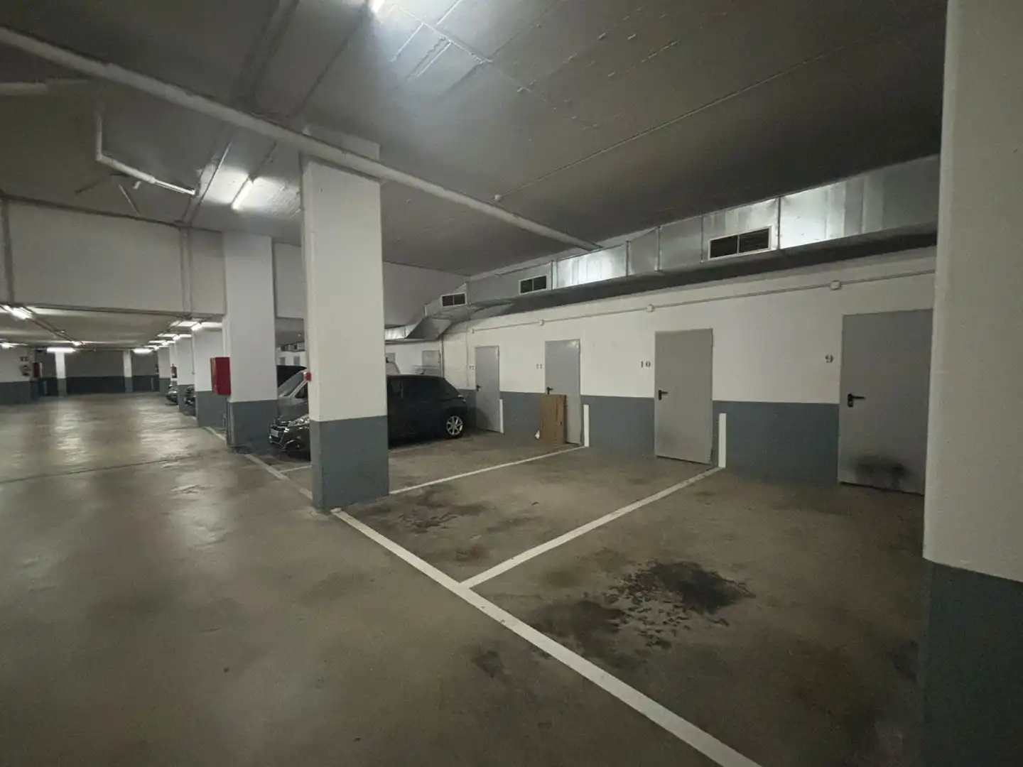 Parking de Piso en venta en Badalona con Calefacción, Terraza y Trastero
