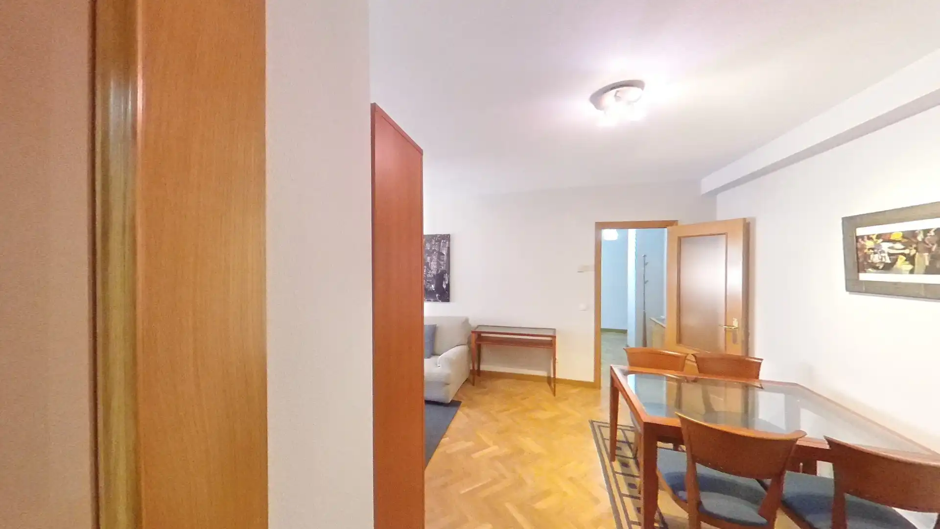 Flat for rent in Calle de Rafael Bergamín, San Juan Bautista