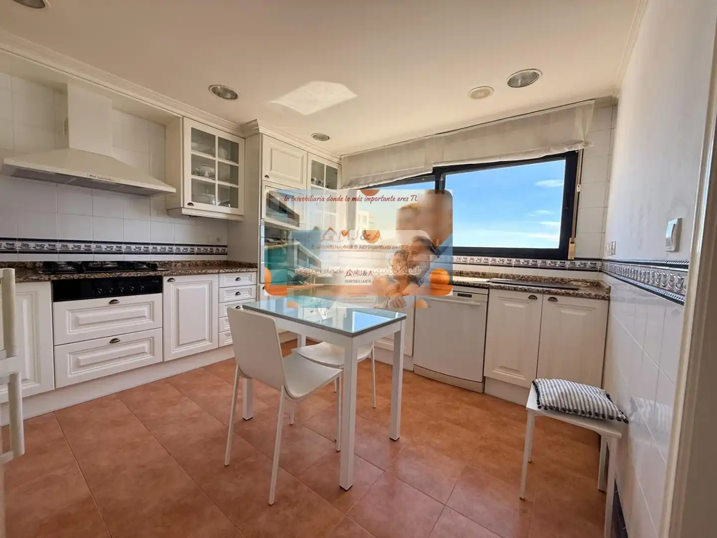 Cocina de Dúplex en venta en Castellón de la Plana / Castelló de la Plana con Calefacción, Parquet y Terraza