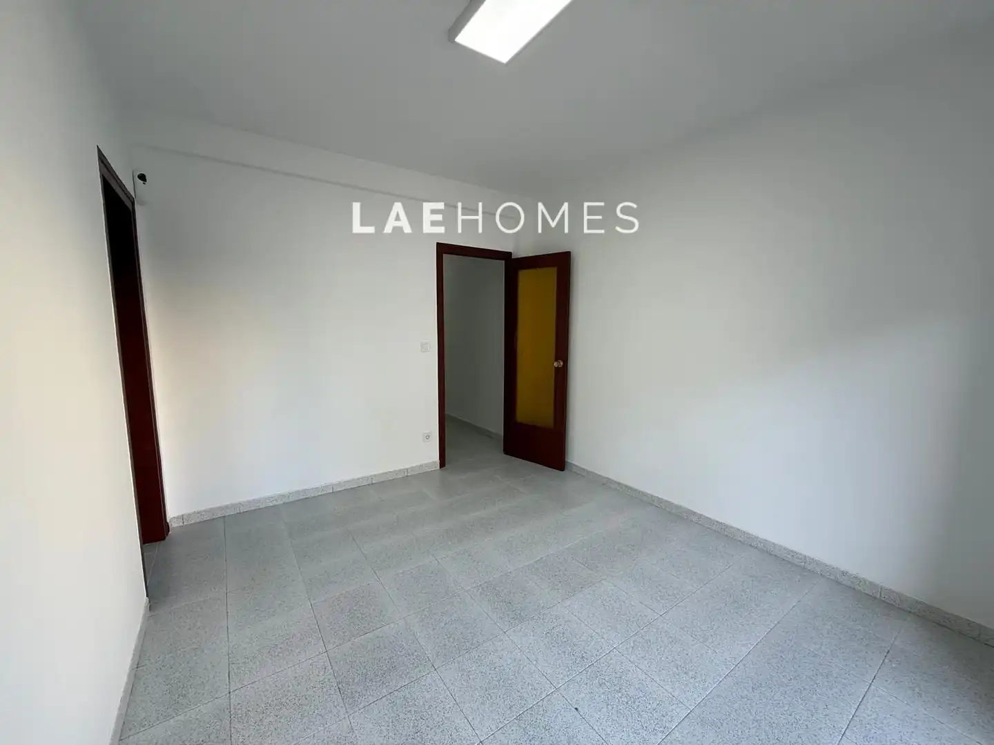 Außenansicht von Wohnung zum Verkauf in Martorell mit Balkon und Alarm