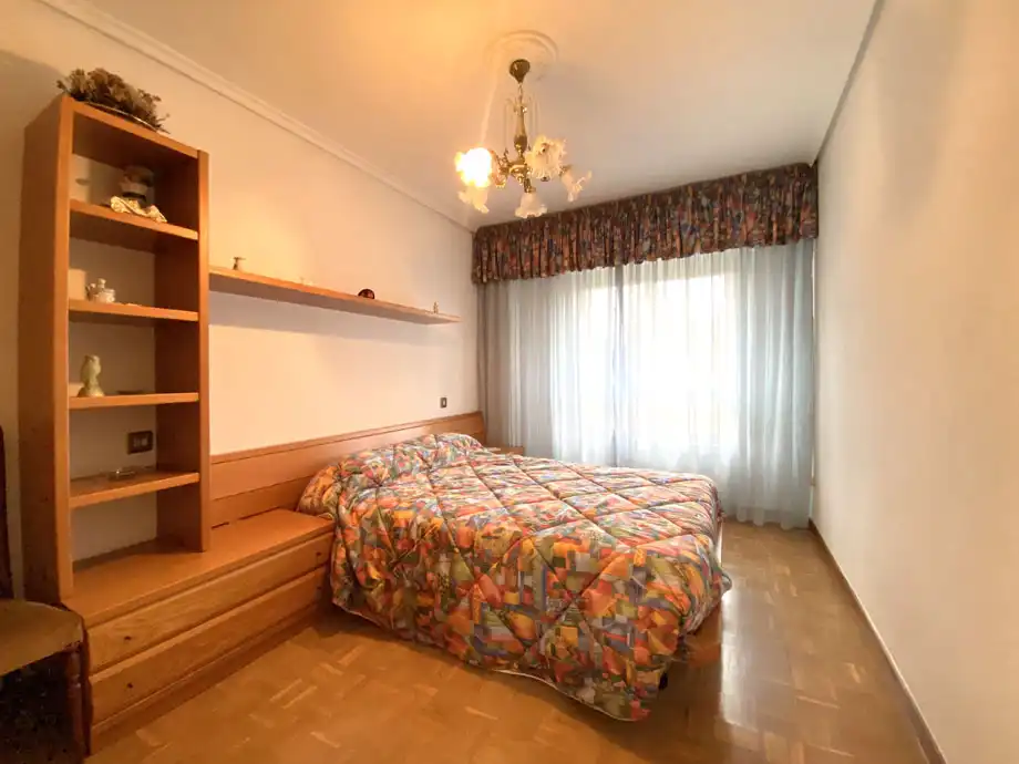 Flat for sale in C. DE QUEJANA, Ariznabarra