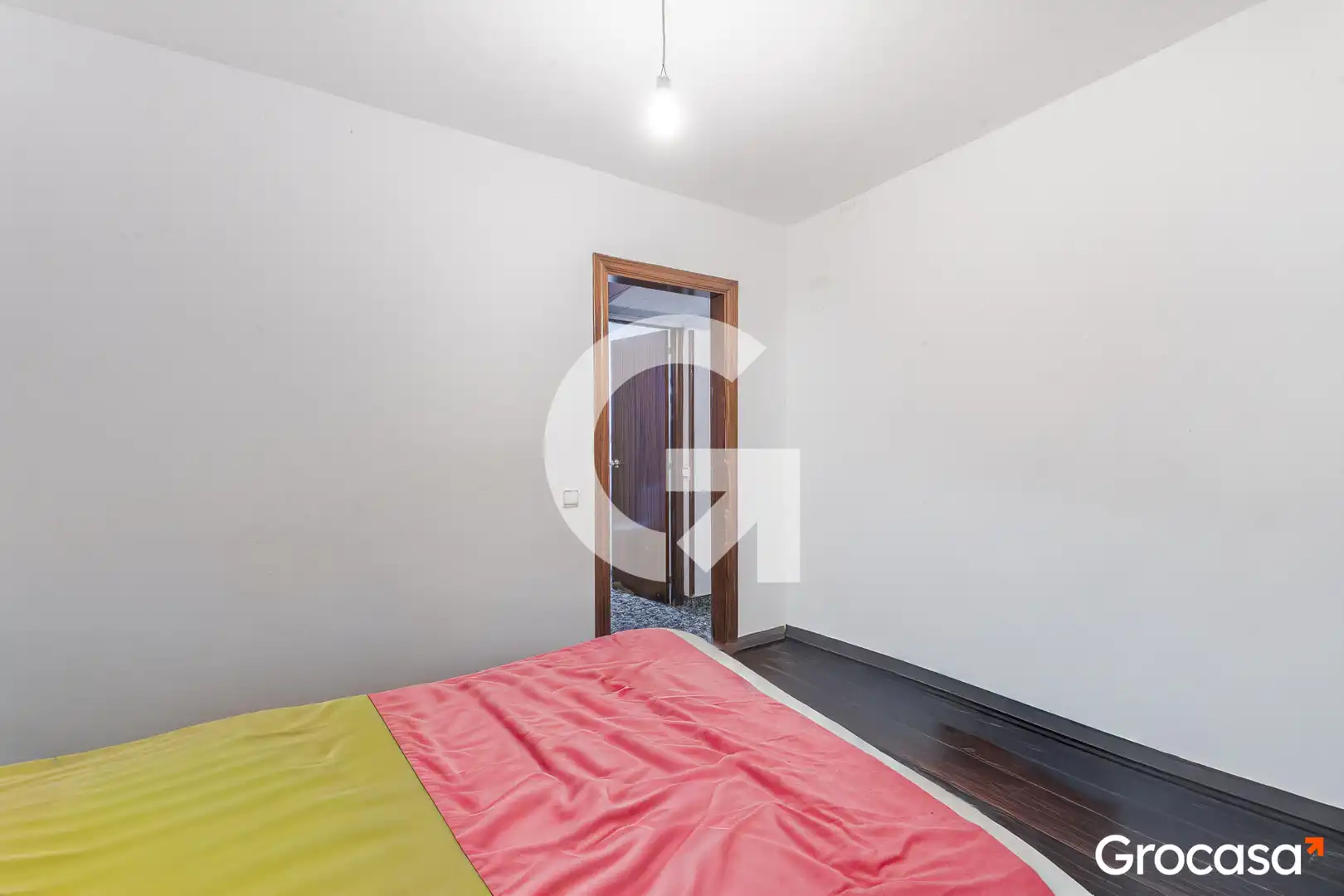 Habitación de Piso en venta en L'Hospitalet de Llobregat con Calefacción y Horno