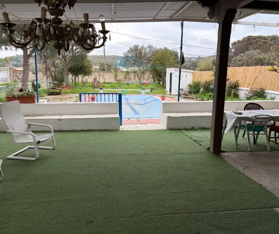Casa rústica amb piscina en venda a Navalmoral de la Mata