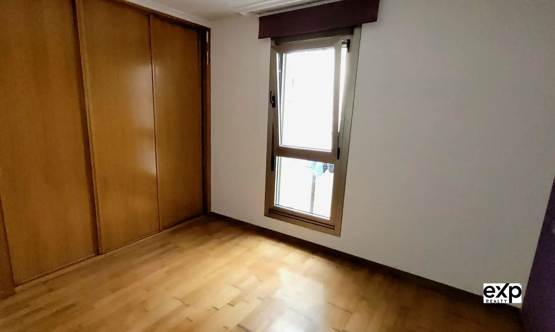 Habitación de Apartamento en venta en Burela con Calefacción y Trastero