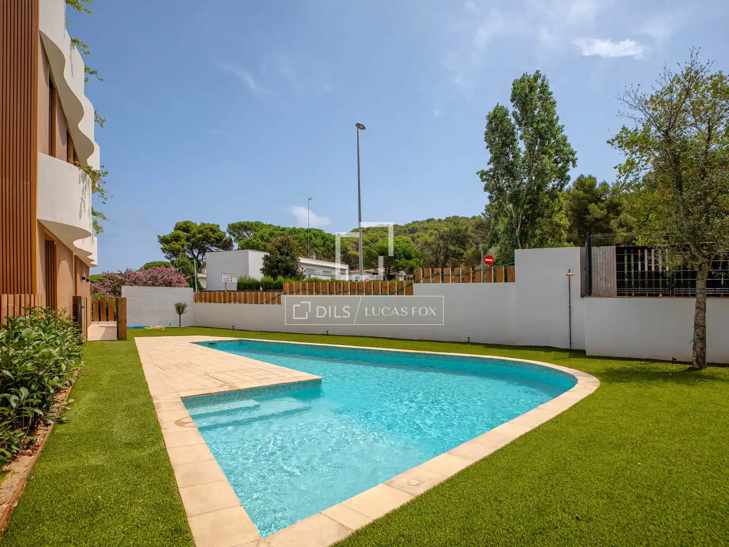 Piscina de Piso en venta en Palamós con Aire acondicionado, Calefacción y Jardín privado