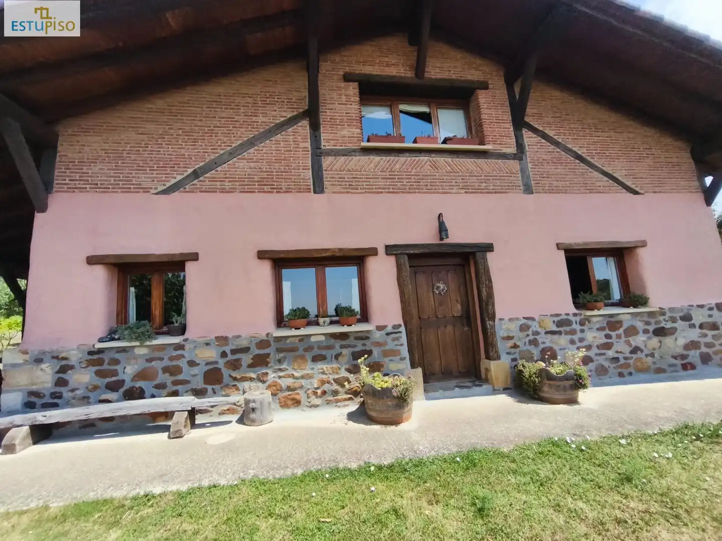 Vista exterior de Casa o chalet en venta en Legutio con Calefacción y Terraza