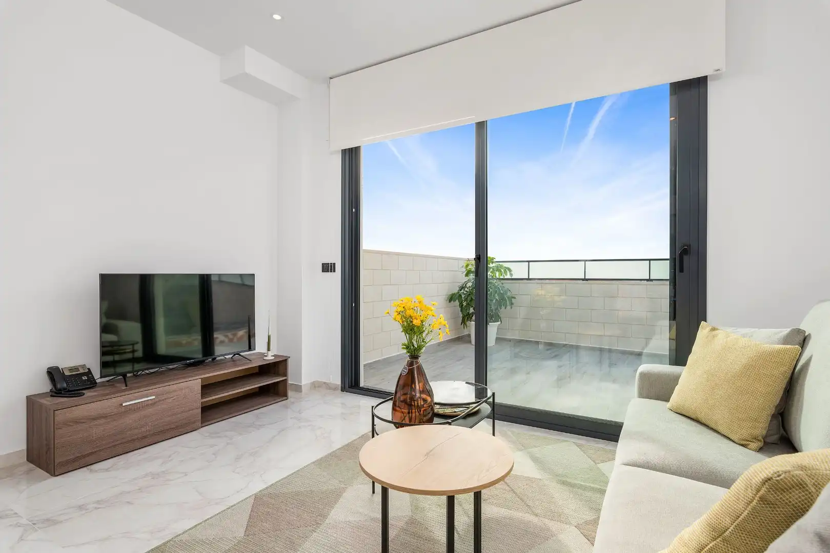 Sala de estar de Casa o chalet en venta en Benijófar con Aire acondicionado, Terraza y Piscina
