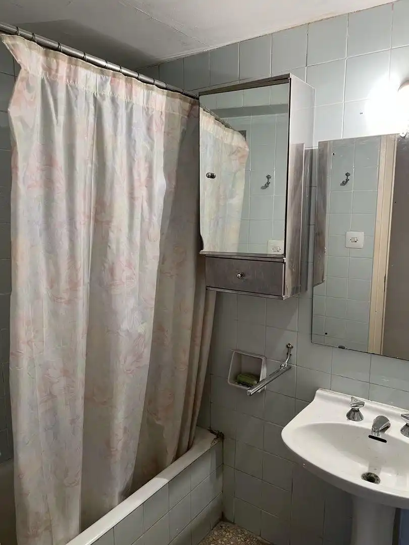 Bathroom of Flat for sale in Valencia  with Furnished and Balcony
