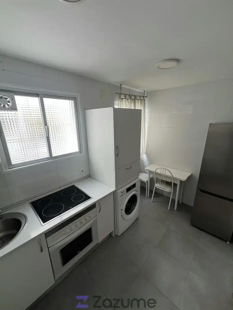 Cocina de Piso de alquiler en Alcalá de Henares con Aire acondicionado, Calefacción y Trastero