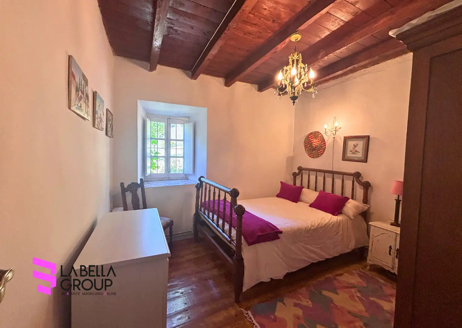 Dormitori de Finca rústica en venda en Pesaguero amb Calefacció, Jardí privat i Parquet