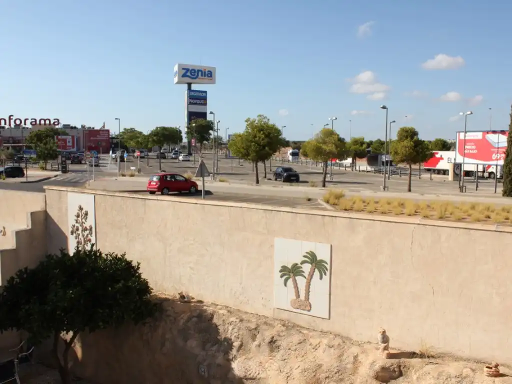 Vista exterior de Casa o chalet en venta en Orihuela con Aire acondicionado y Piscina
