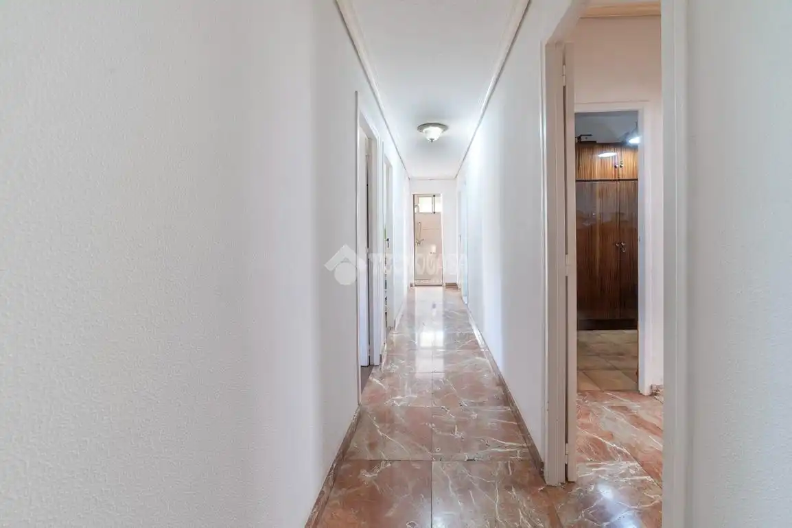 Piso en venta en Sevilla con Calefacción y Terraza