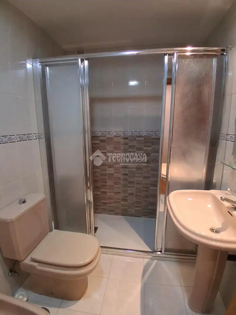 Badezimmer von Wohnung zum Verkauf in Getafe mit Heizung