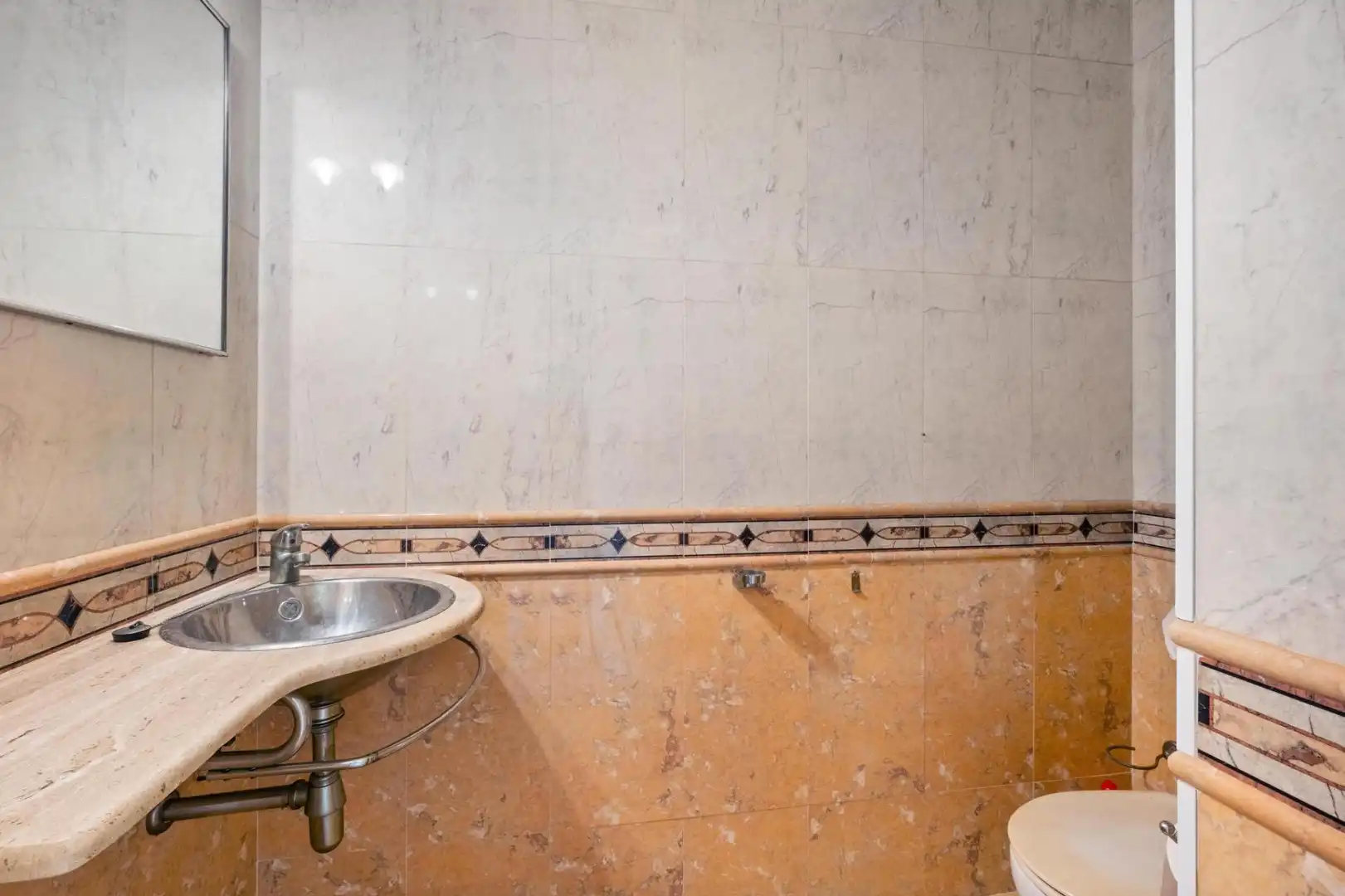 Bathroom of Houses for sale in Sant Pere Pescador  with Air Conditioner, Heating and Private garden